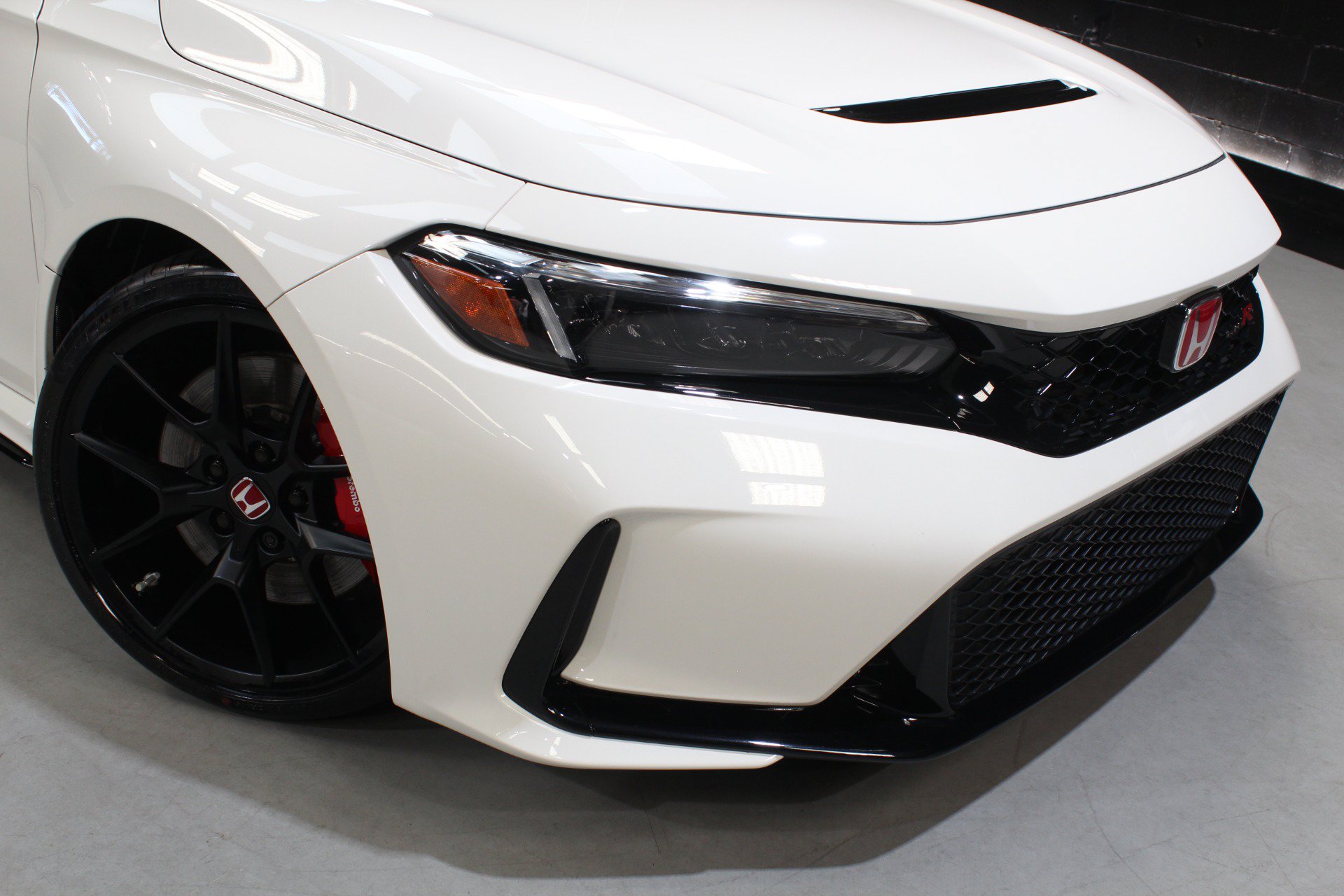 Used 2024 Honda Civic Type R image 7
