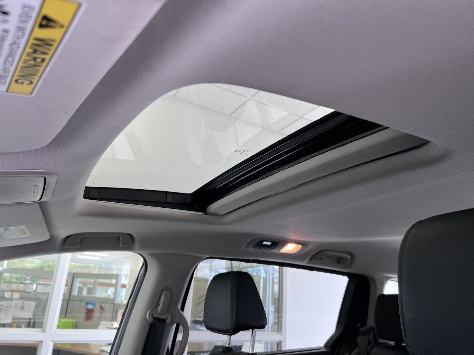 Used 2025 Honda Odyssey EX-L image 10