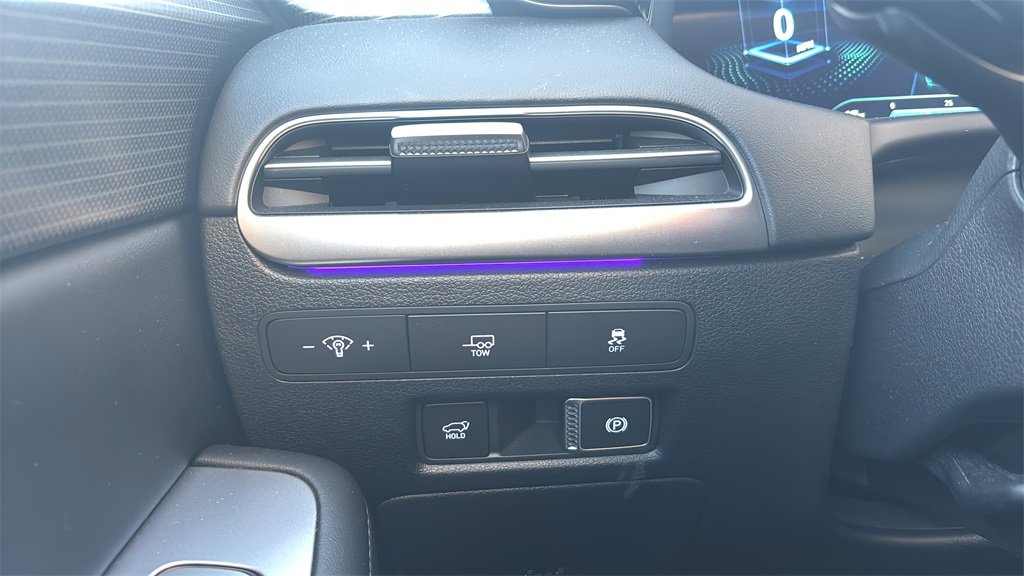 Used 2024 Hyundai Palisade Limited image 38