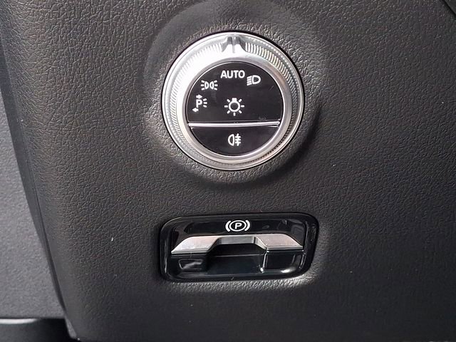 Used 2024 Mercedes-Benz C 300 4MATIC Sedan image 29