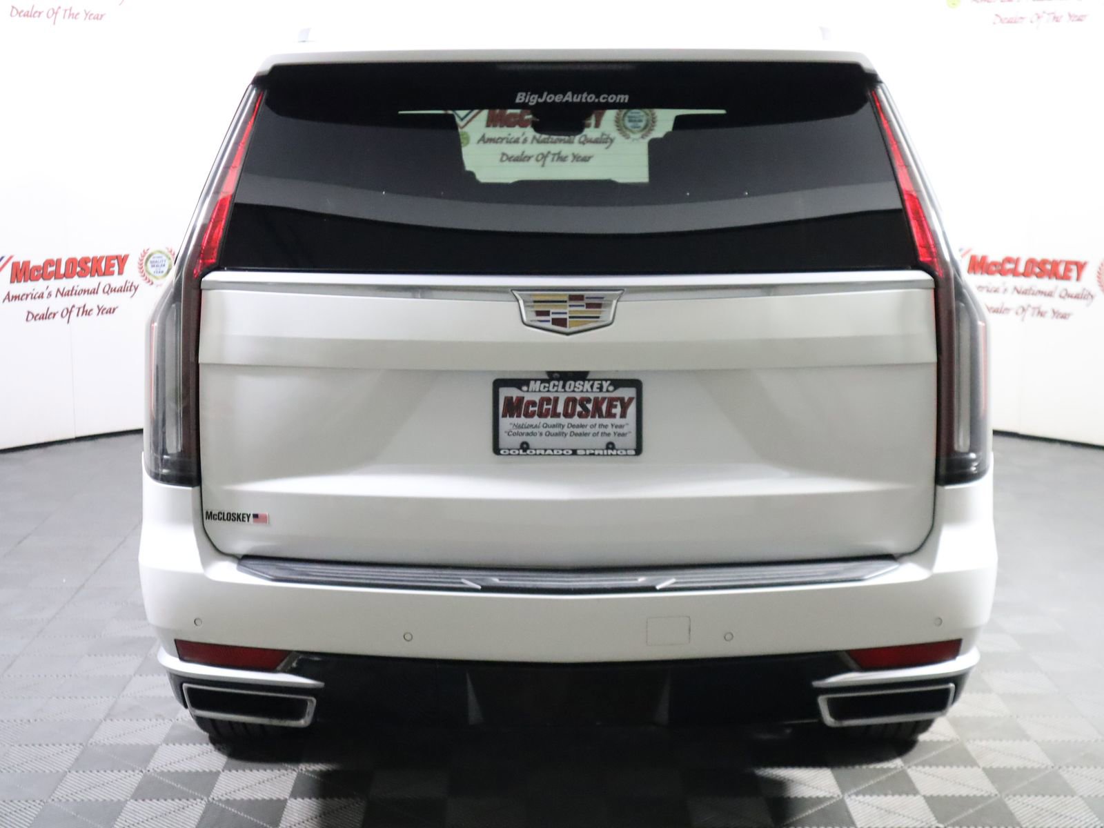 Used 2021 Cadillac Escalade ESV Premium Luxury w/ Driver Assist Tech Package AWD/4WD image 10