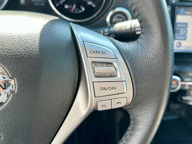 Used 2016 Nissan Rogue SL w/ SL Premium Package AWD/4WD image 35