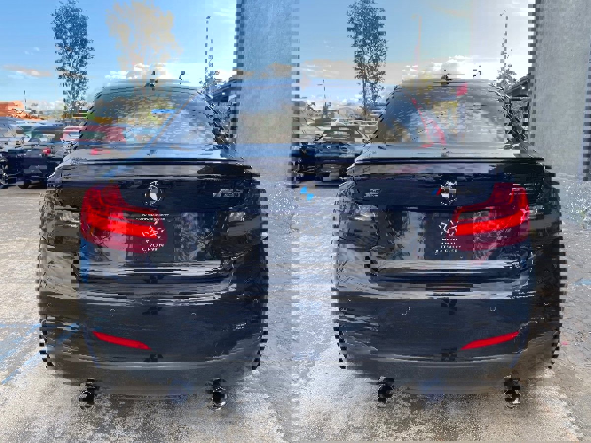 Used 2015 BMW M235i xDrive Coupe image 8