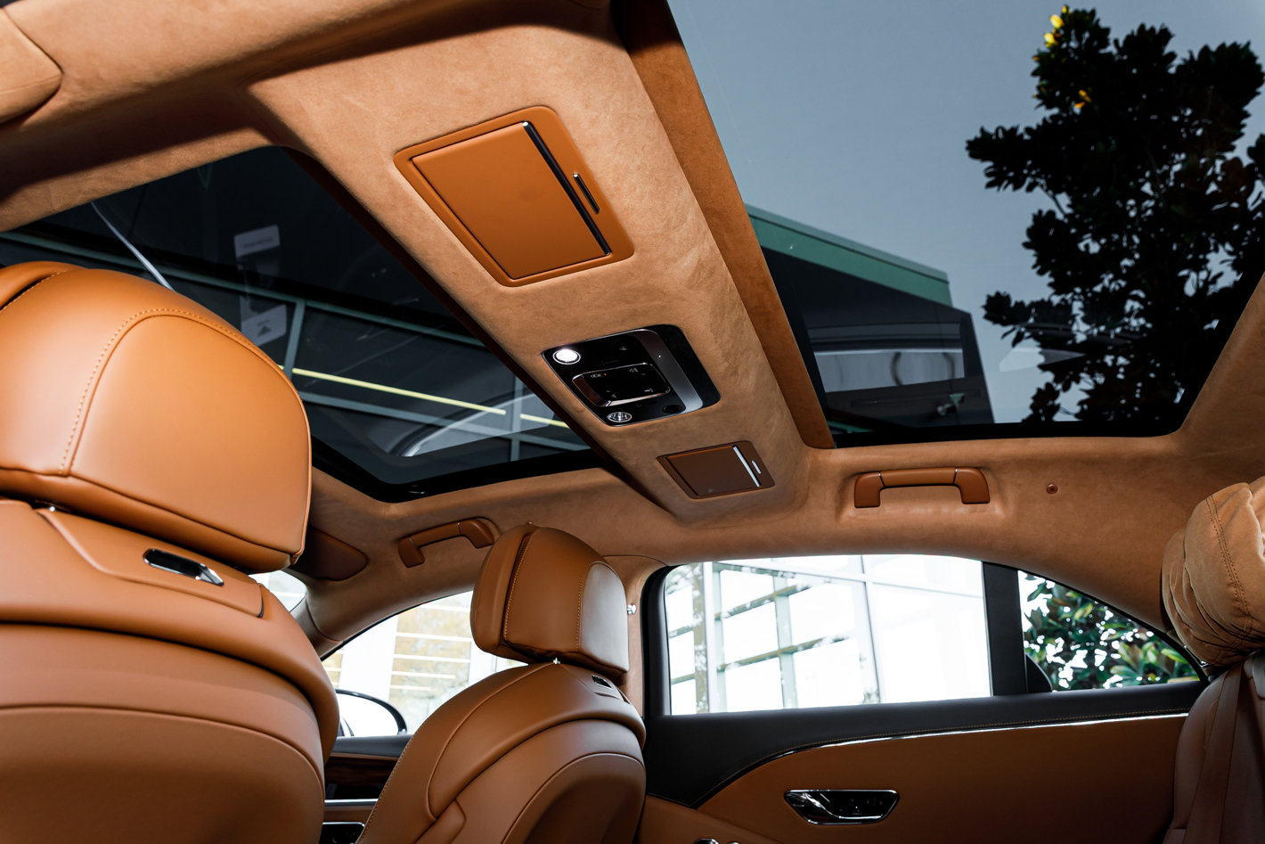 New 2026 Bentley Flying Spur Plug-In Hybrid image 32