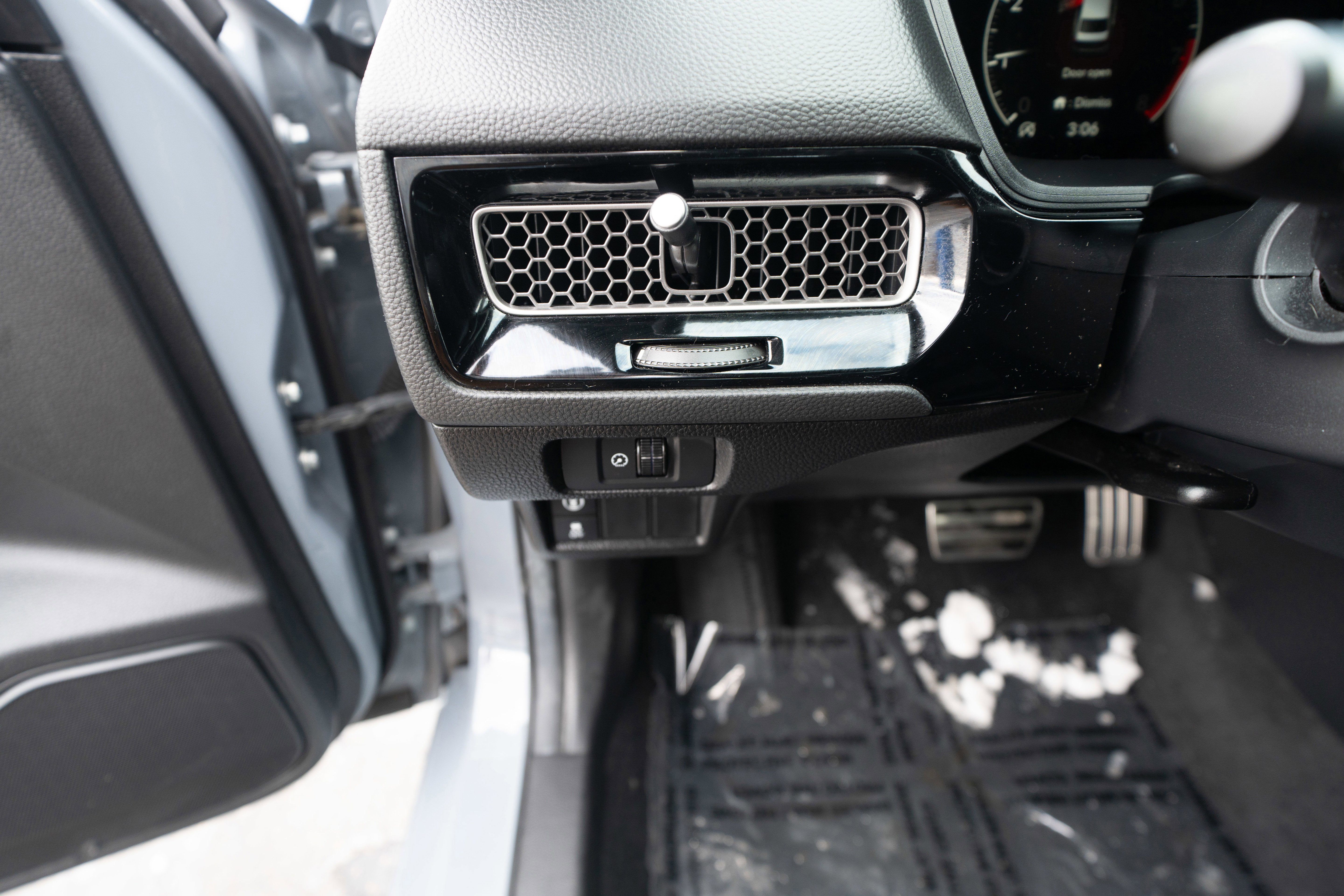 Used 2024 Honda Civic Sport image 11