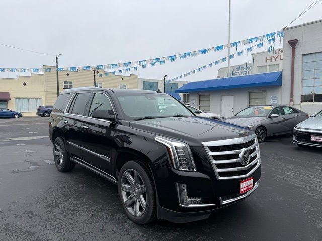 Used 2015 Cadillac Escalade Premium image 7