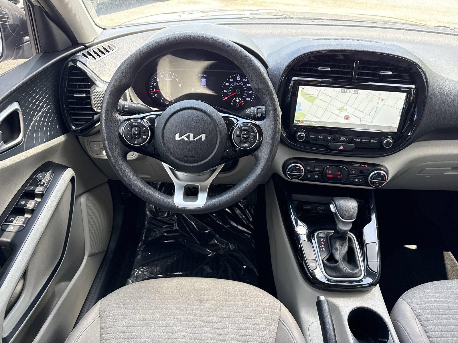 Used 2022 Kia Soul S FWD image 12