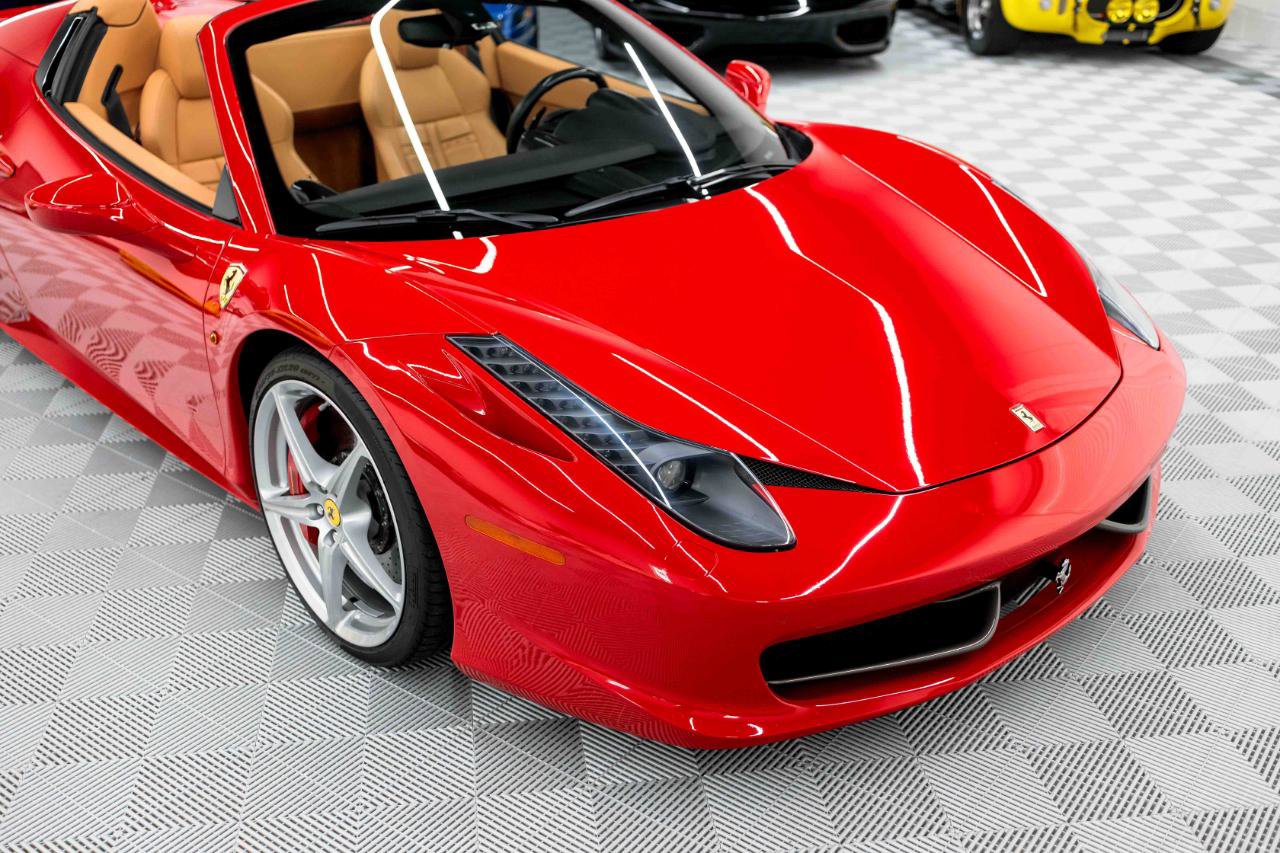 Used 2013 Ferrari 458 Spider RWD image 21