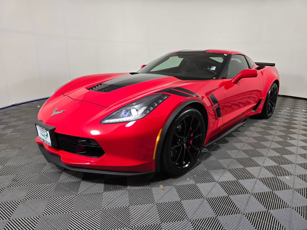 Used 2018 Chevrolet Corvette Grand Sport RWD image 3