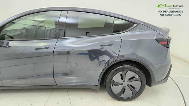 Used 2026 Tesla Model Y 2WD image 4