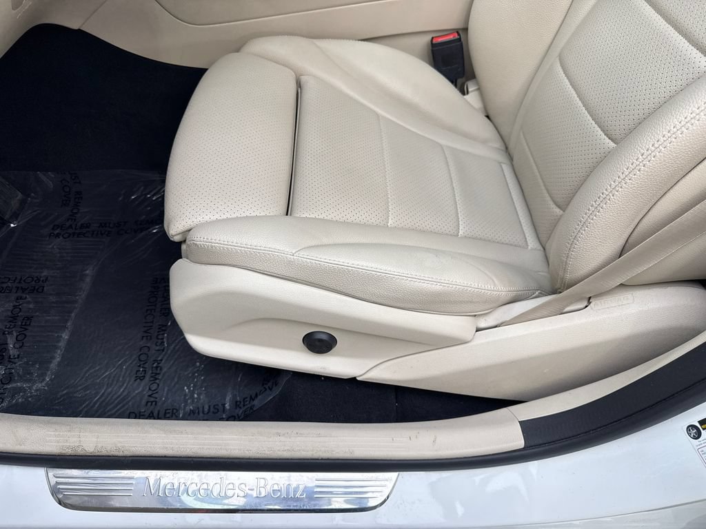 Used 2021 Mercedes-Benz GLC 300 4MATIC image 26