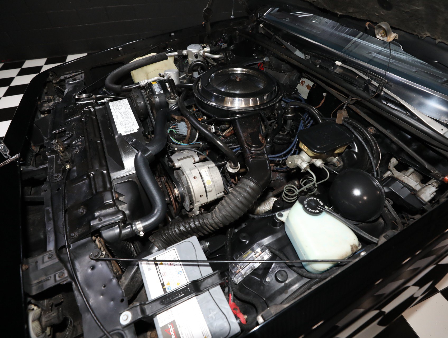 Used 1987 Oldsmobile Cutlass Supreme Salon RWD image 66