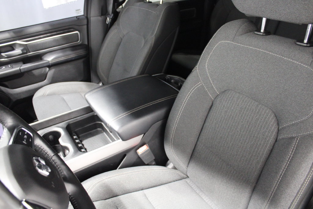 Used 2020 RAM 1500 Big Horn AWD/4WD image 13