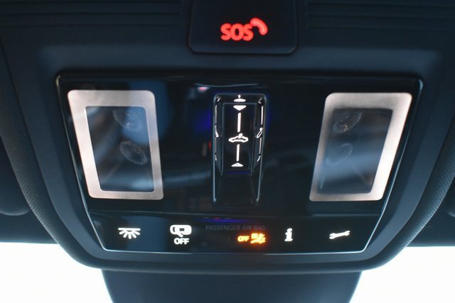 Used 2024 Volkswagen GTI Autobahn image 31