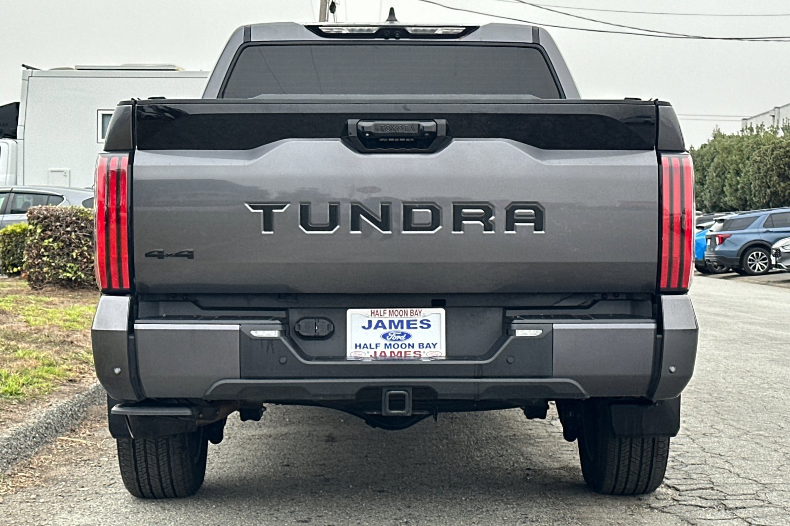 Used 2024 Toyota Tundra Platinum image 4