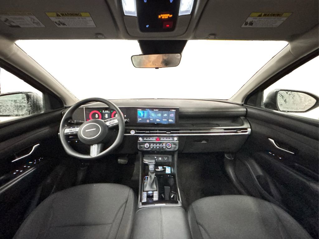 Certified 2025 Hyundai Tucson SE image 23