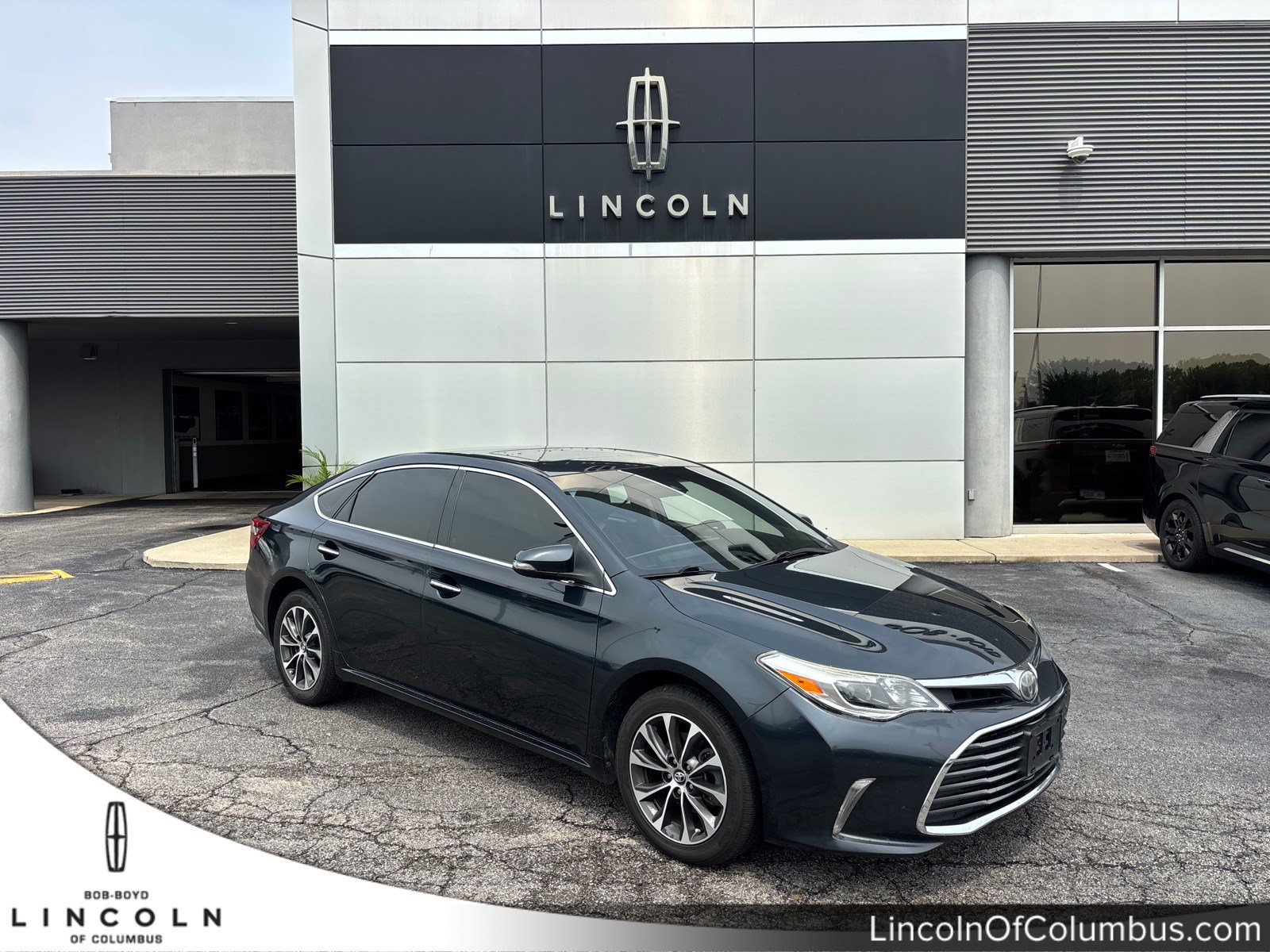Used 2017 Toyota Avalon XLE Premium w/ Carpet Mat Package
