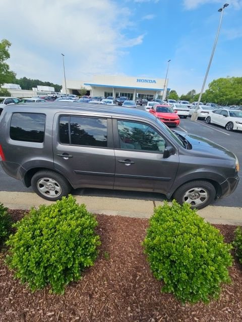 Used 2015 Honda Pilot LX image 10