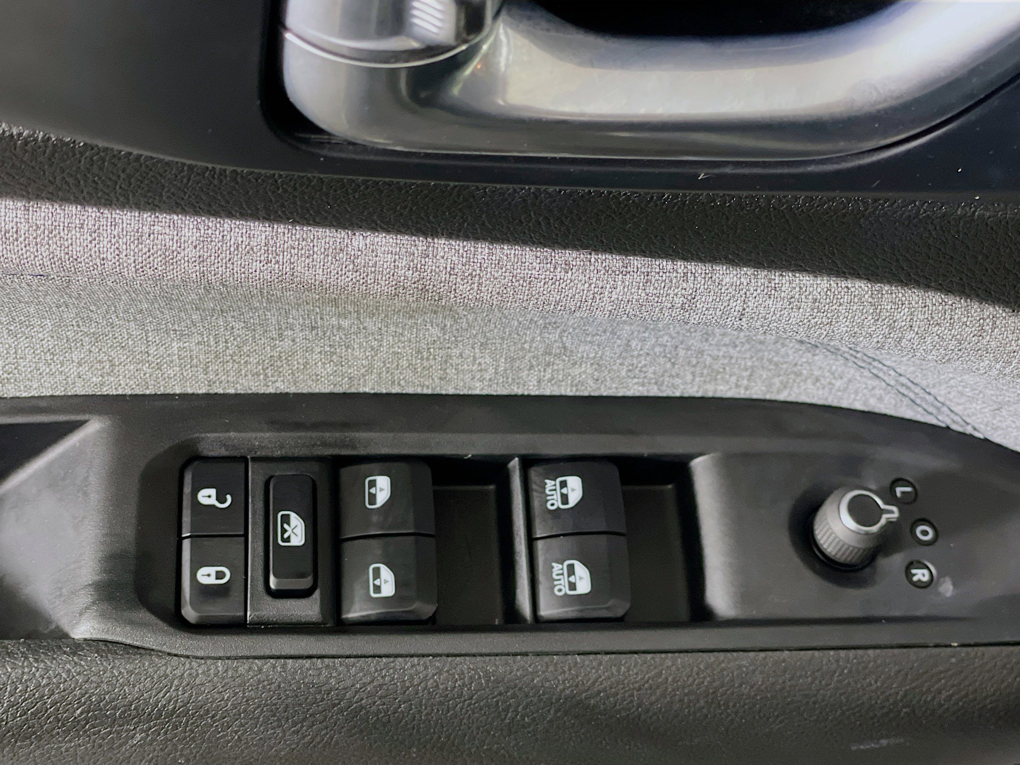Used 2024 Jeep Compass Latitude image 15