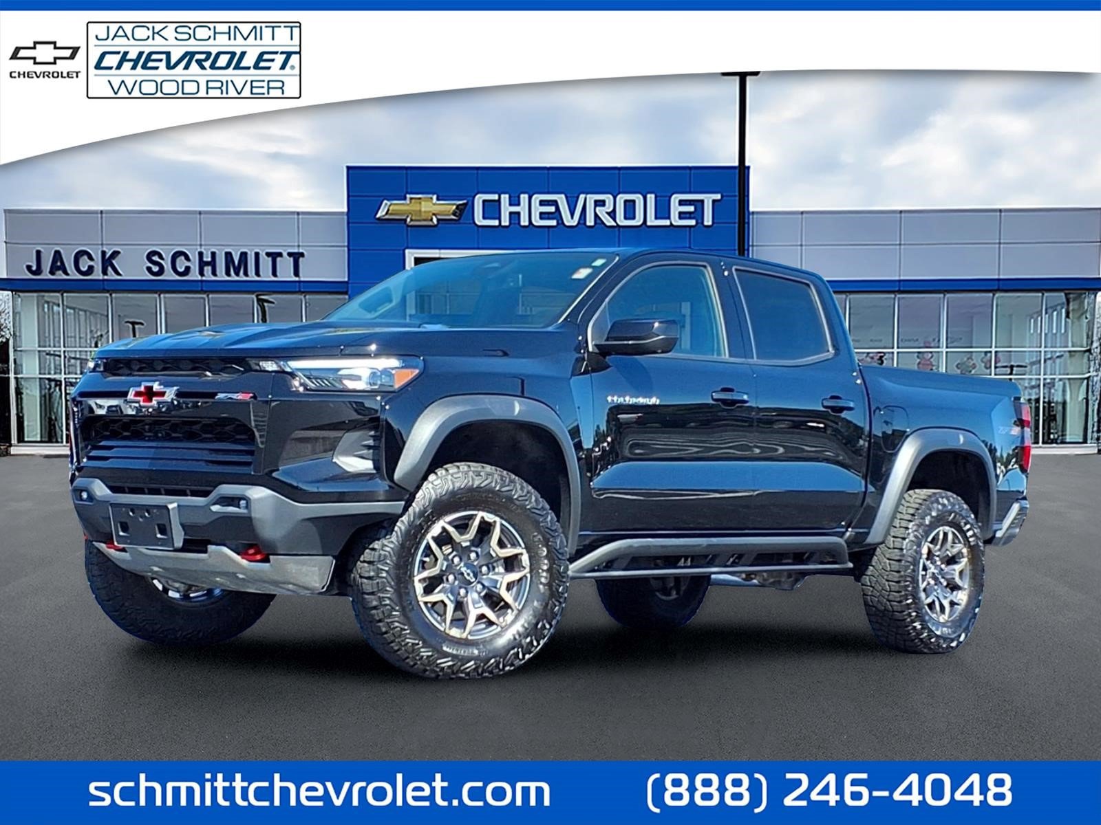 Used 2024 Chevrolet Colorado ZR2 w/ Technology Package AWD/4WD image 1