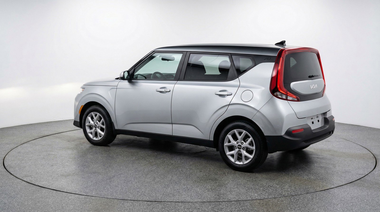 Used 2025 Kia Soul LX w/ LX Technology Package image 6
