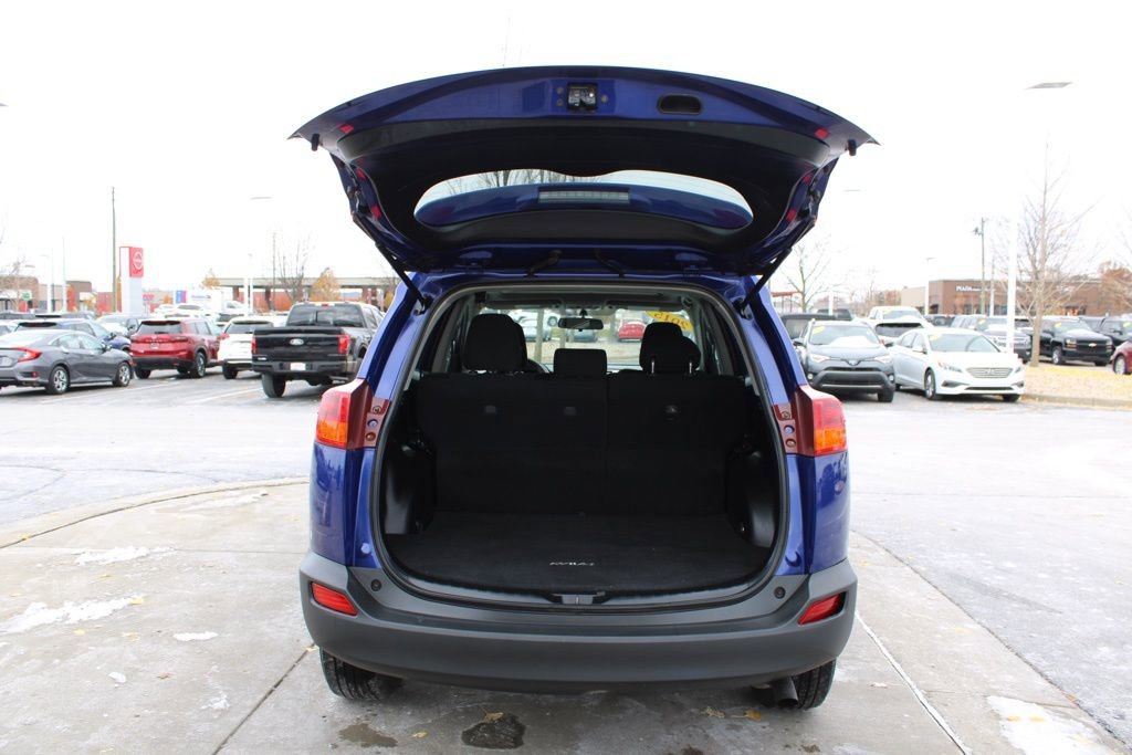 Used 2015 Toyota RAV4 XLE image 10