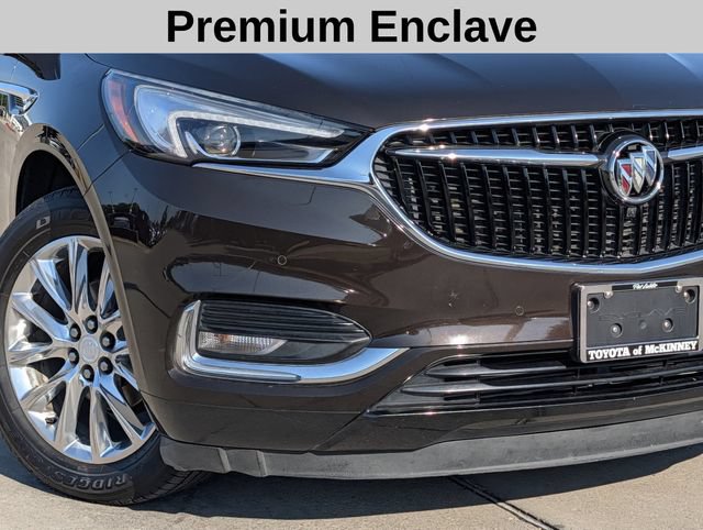 Used 2018 Buick Enclave Premium w/ Experience Buick Package FWD image 3