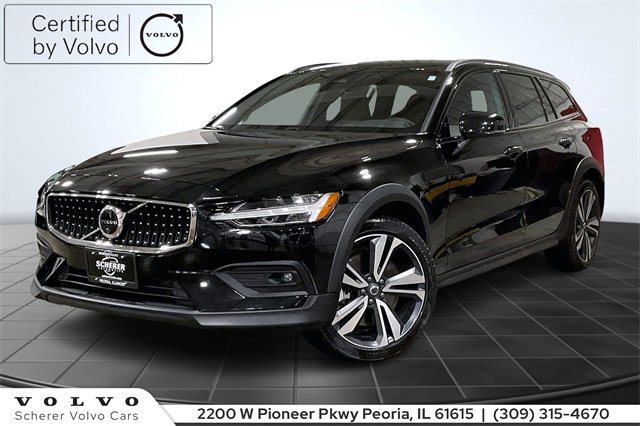 Certified 2025 Volvo V60 B5 Cross Country Plus image 1