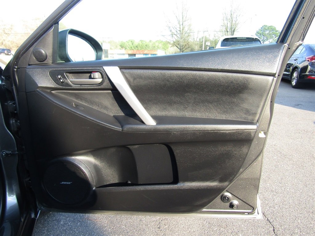 Used 2013 MAZDA MAZDA3 i Grand Touring w/ Tech Pkg image 21