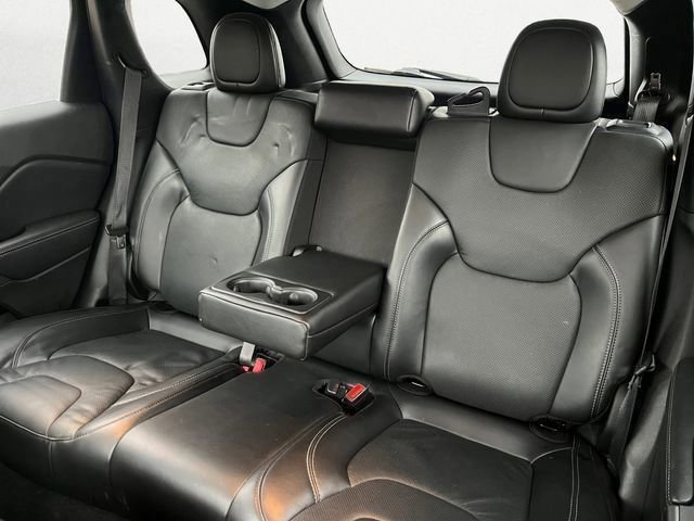 Used 2020 Jeep Cherokee Limited image 23