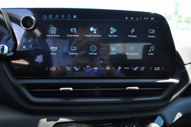 New 2025 Chevrolet Silverado EV LT AWD/4WD image 21