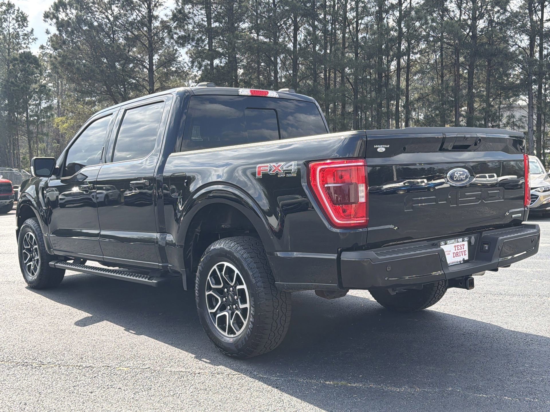 Certified 2023 Ford F150 XLT w/ Equipment Group 302A High image 31