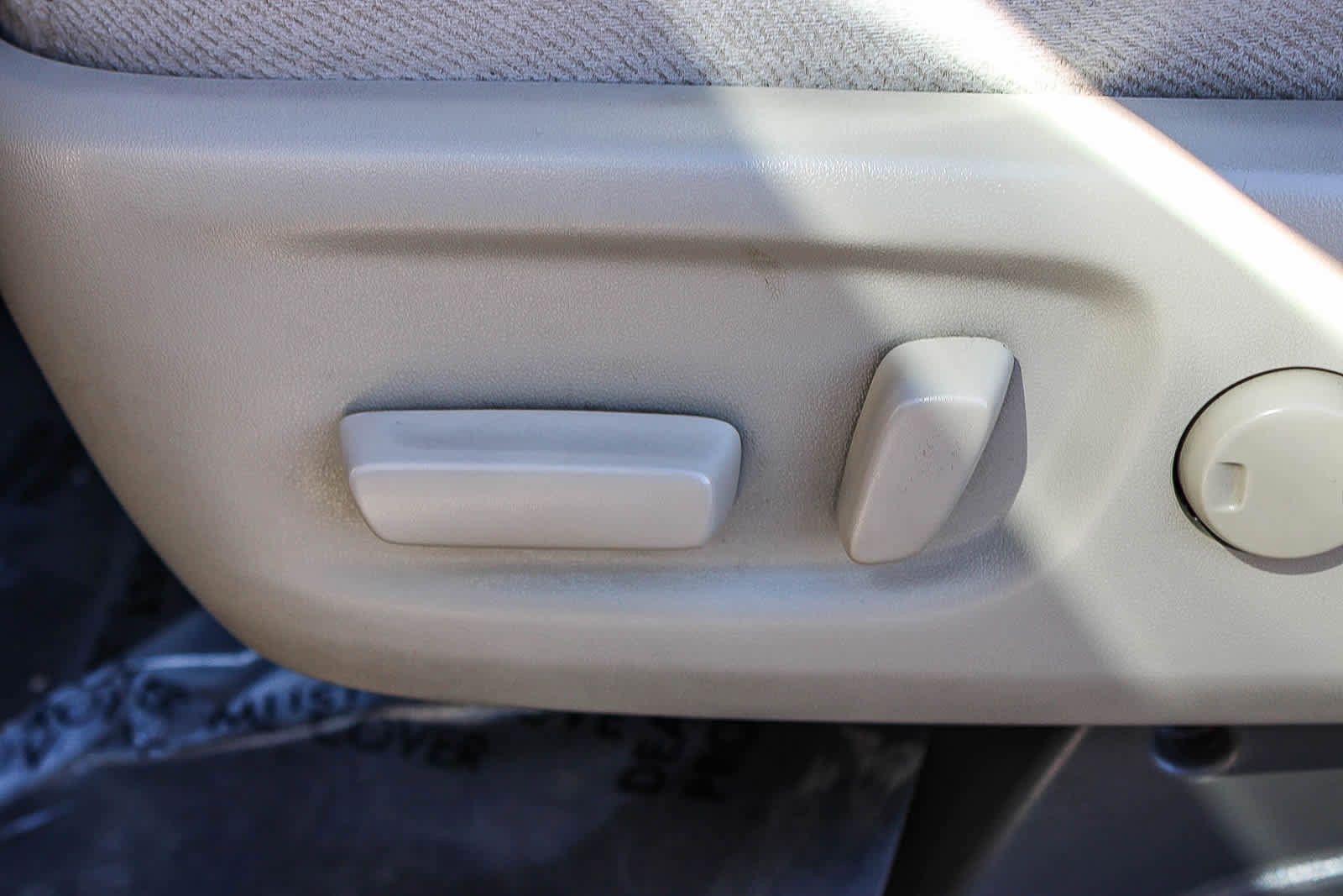 Used 2013 Toyota Sienna LE FWD image 21