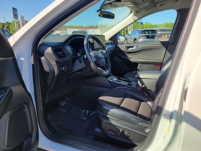 Used 2023 Ford Escape SE FWD image 8
