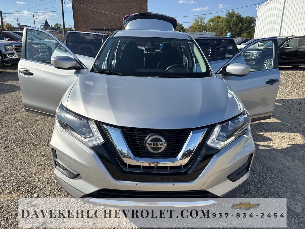 Used 2018 Nissan Rogue S image 25
