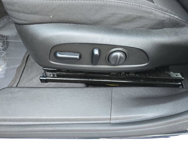 Used 2023 Chevrolet Malibu LT FWD image 27