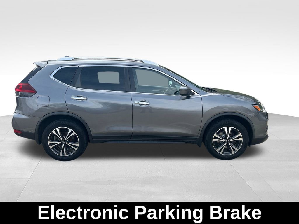 Used 2019 Nissan Rogue SV w/ Sun & Sound Touring Package AWD/4WD image 7