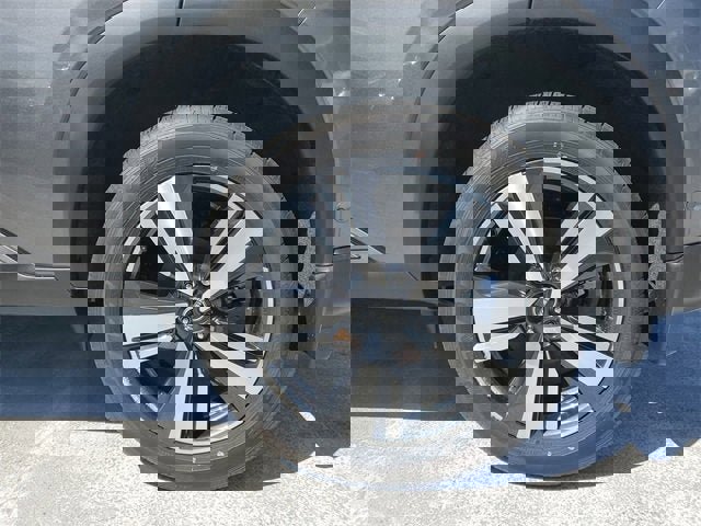 New 2025 Nissan Rogue SL w/ Tech Package image 7