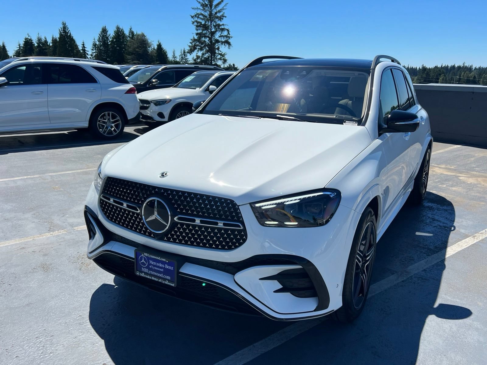 Used 2024 Mercedes-Benz GLE 580 4MATIC image 4