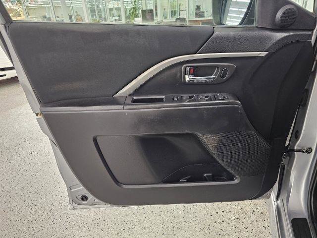 Used 2013 MAZDA MAZDA5 Grand Touring FWD image 23