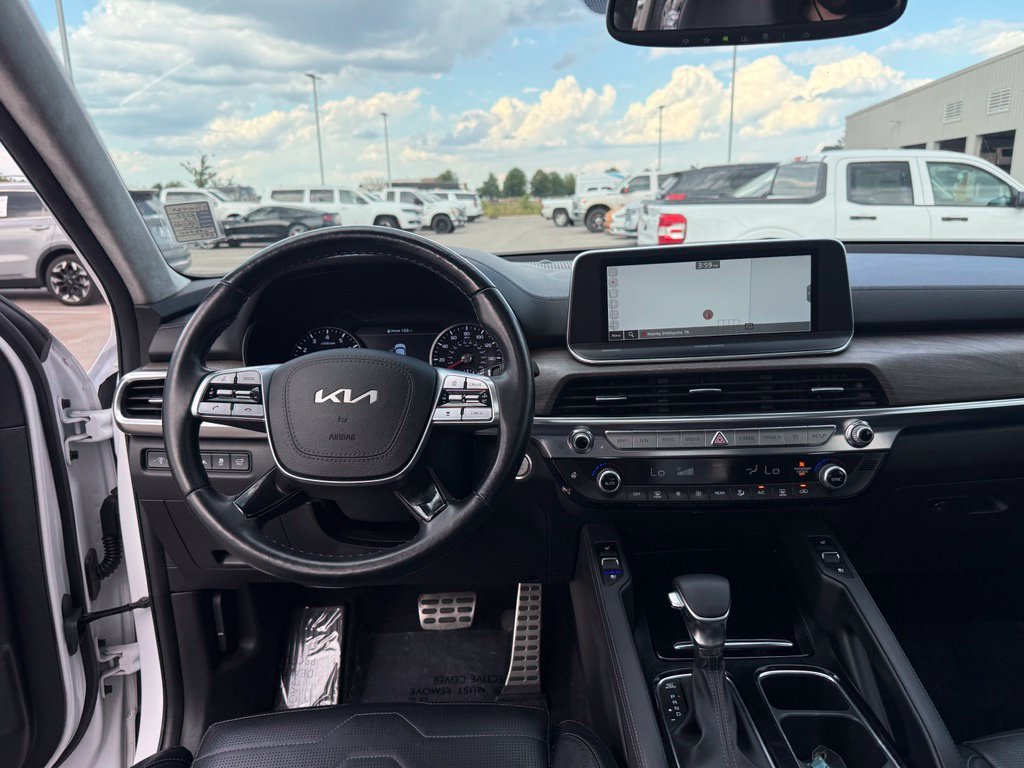 Used 2022 Kia Telluride SX w/ SX Prestige Package AWD/4WD image 15