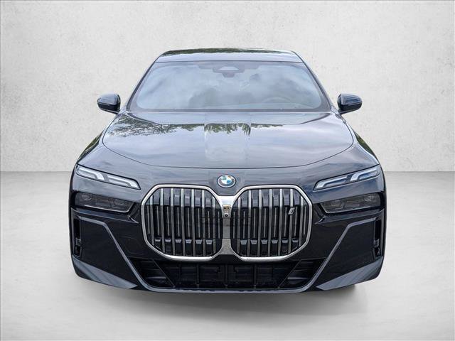 New 2026 BMW i7 M70 w/ M Sport Package RWD image 5