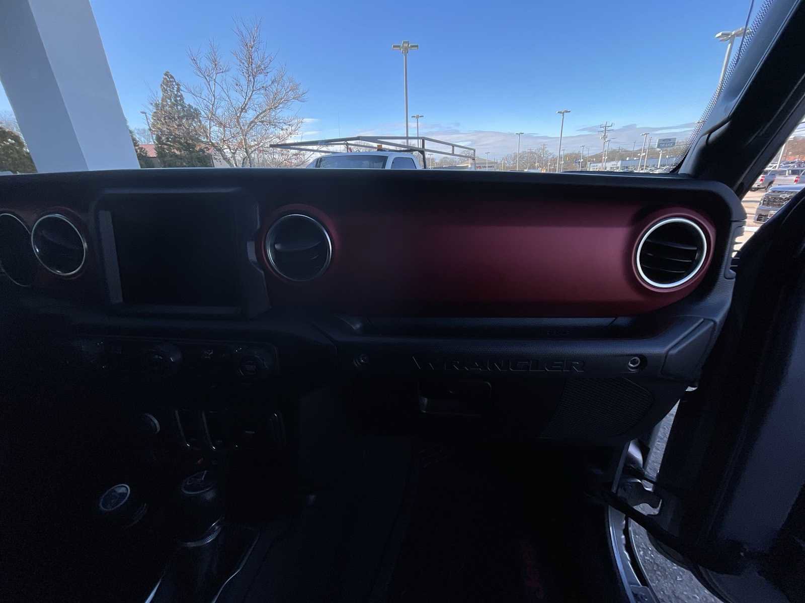 Used 2018 Jeep Wrangler Rubicon image 25