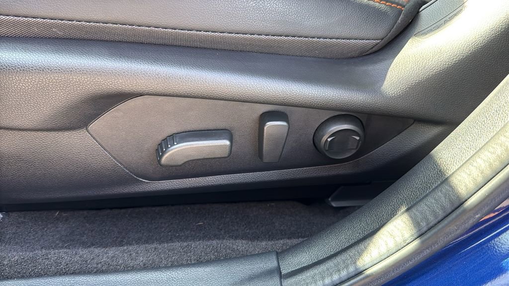 Used 2025 Subaru Crosstrek 2.5i Limited image 13