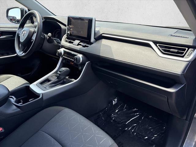 Certified 2025 Toyota RAV4 XLE FWD image 23