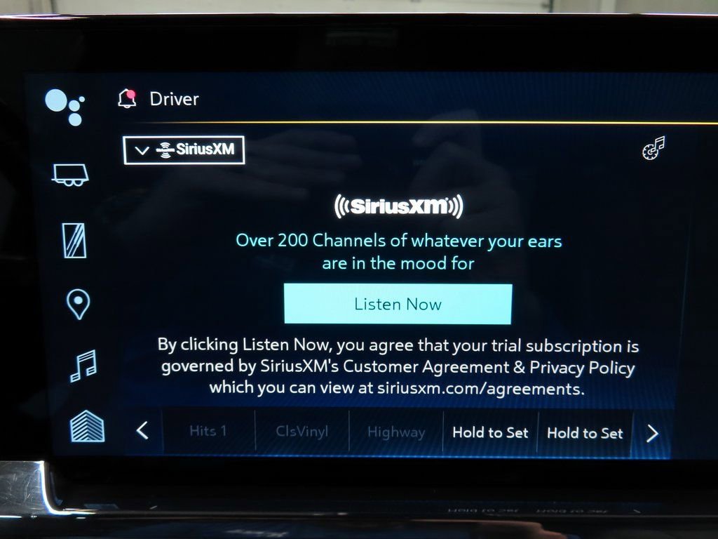 Used 2023 Chevrolet Silverado 1500 ZR2 w/ Technology Package image 25