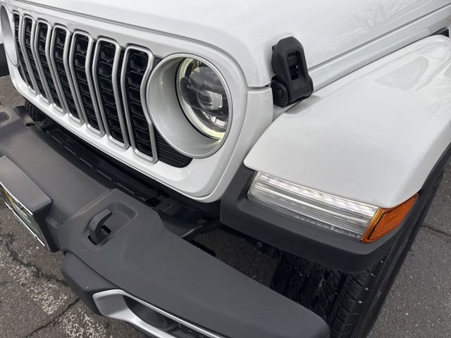 Used 2024 Jeep Wrangler Sahara image 31