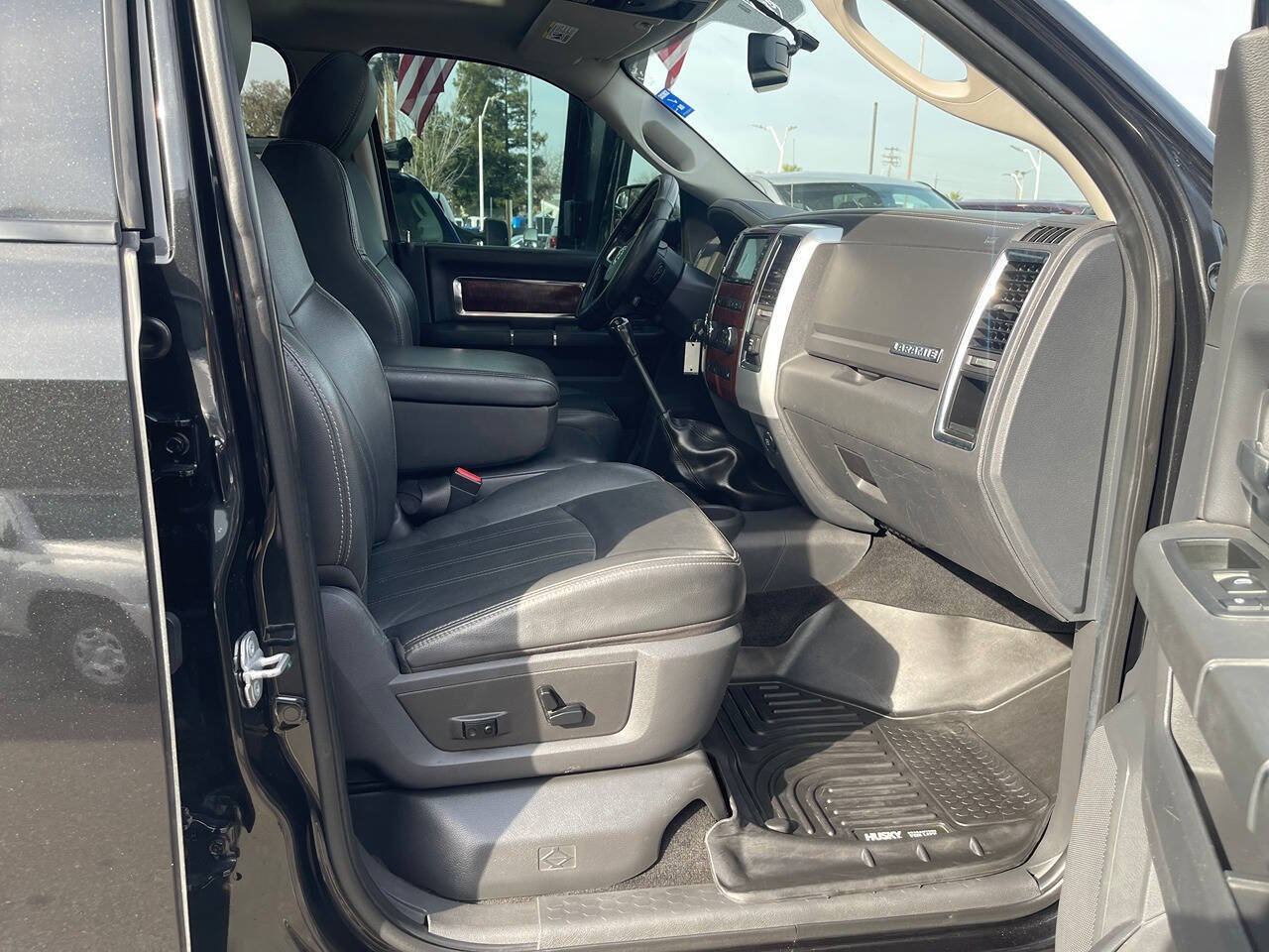 Used 2010 Dodge Ram 2500 Truck Laramie w/ Protection Group AWD/4WD image 25