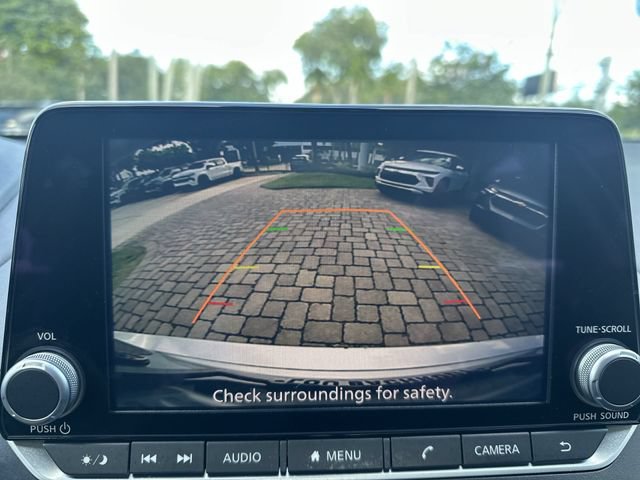 Used 2025 Nissan Altima 2.5 S FWD image 24