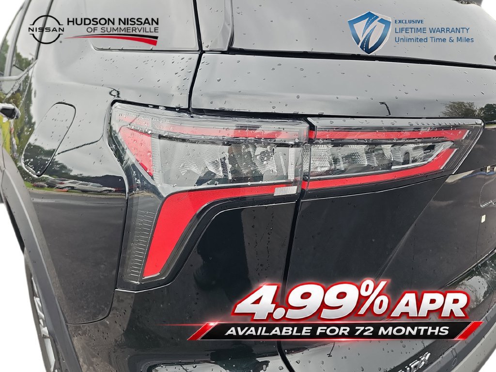 Used 2025 Chevrolet Equinox LT w/ Convenience Package II FWD image 35